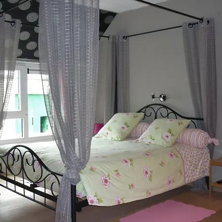 בית נופש Belgium Your Low-cost In Luxury המואר