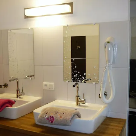 בית נופש Belgium Your Low-cost In Luxury